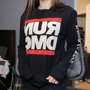 Graphic Long Sleeve Tee ☆